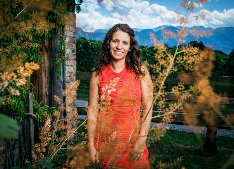 SRF bi de Lüt Landfrauenküche – Nicole Tanner, Maienfeld GR Folge 6 Nicole Tanner – Bild: SRF/​Ueli Christoffel