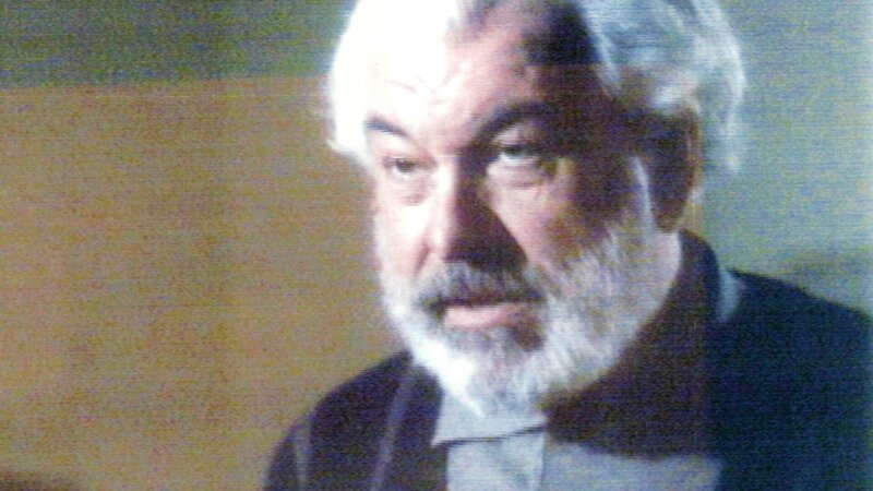 Frank Staplin (Louis Zorich) ahnt nicht, dass sein Tod geplant ist … – Bild: RTL