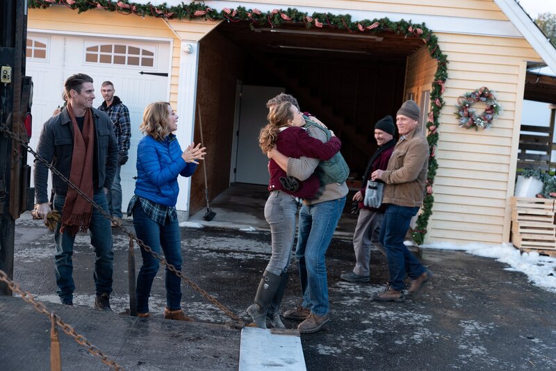 Zurück zu den Weihnachtssternen – Bild: Luba Popovic /​ BETAFILM