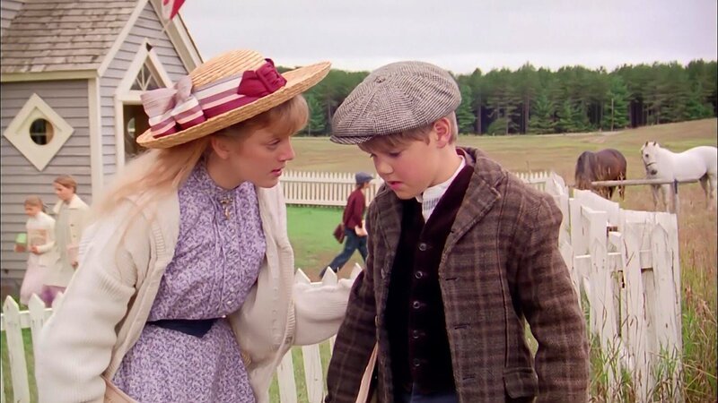 Sara (Sarah Polley), Davey Keith (Kyle Labine) (v.l.) – Bild: BBL