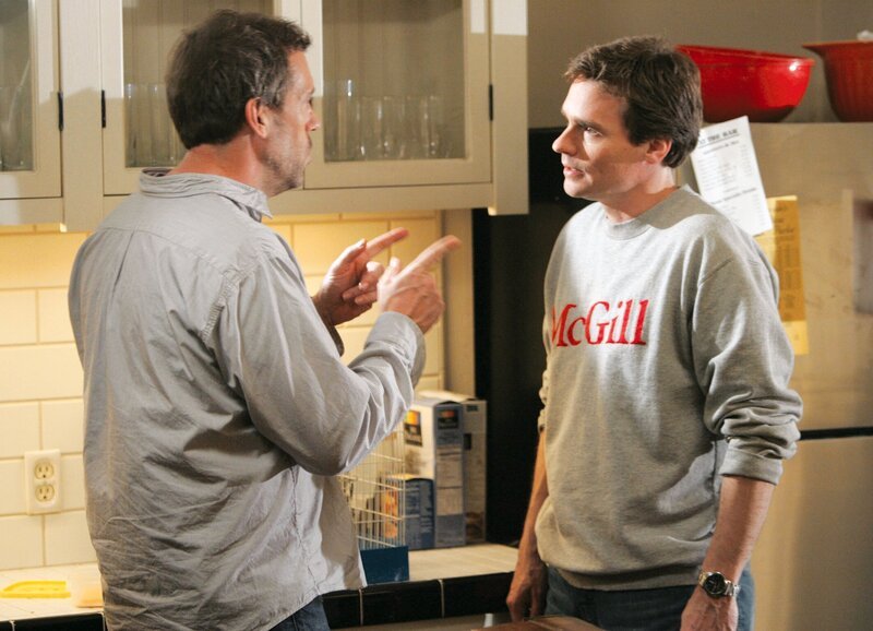 Streit zwischen Freunden: Hugh Laurie als Dr. Gregory House, Robert Sean Leonard als Dr. James Wilson – Bild: SUS /​ SF