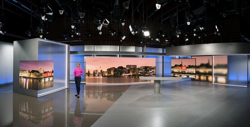 Moderatorin Andrea Vannahme – Bild: rbb/Thorsten Jander / rbb Presse & Information Moderatorin Andrea Vannahme – Bild: rbb/Thorsten Jander / rbb Presse & Information