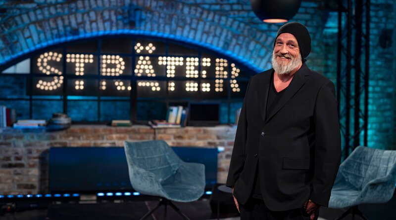 Moderator Torsten Sträter – Bild: rbb/​WDR/​Ben Knabe