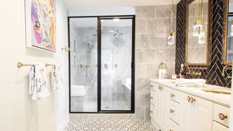 In the second phase of the renovation of the colonial house, Tamara is restoring the entire upper floor in a more family-friendly and open manner. – Bild: HGTV