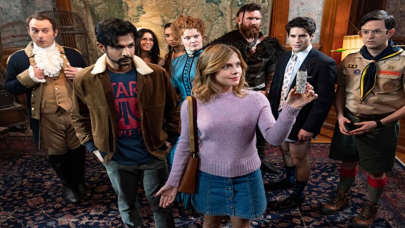 v.li.: Isaac (Brandon Scott Jones), Jay (Utkarsh Ambudkar), Flower (Sheila Carrasco), Sasappis (Román Zaragoza), Hetty (Rebecca Wisocky), Samantha (Rose McIver), Thorfinn (Devan Chandler Long), Trevor (Asher Grodman), Pete (Richie Moriarty) – Bild: Cliff Lipson /​ CBS /​ CBS ENTERTAINMENT /​ CBS Broadcasting Inc.