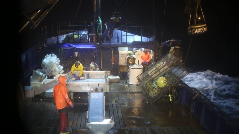 Cape Caution deck work – Bild: Discovery Communications