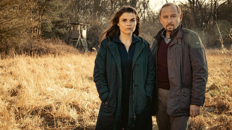 Nina Petersen (Katharina Wackernagel), Karl Hidde (Alexander Held) – Bild: ZDF und Sandra Hoever