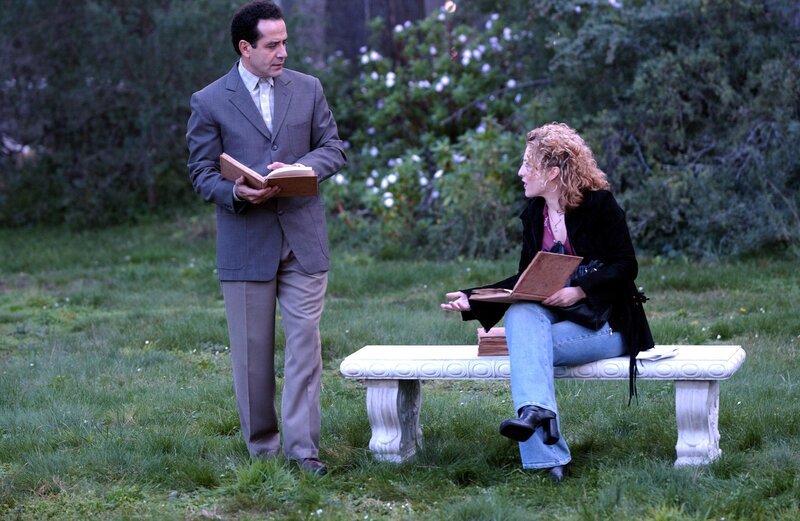 Monk „Mr. Monk heiratet Sharona“. Im Bild: Tony Shaloub, Bitty Schram. – Bild: ORF/​David Moir