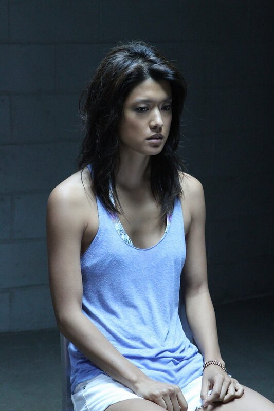 Was ist mit Kono (Grace Park) los? – Bild: CBS Broadcasting, Inc. All Rights Reserved.