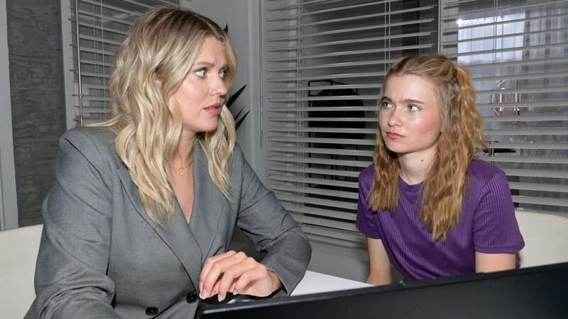 Gute Zeiten, schlechte Zeiten (GZSZ) 8382: Schmerzhafte Antwort –  fernsehserien.de