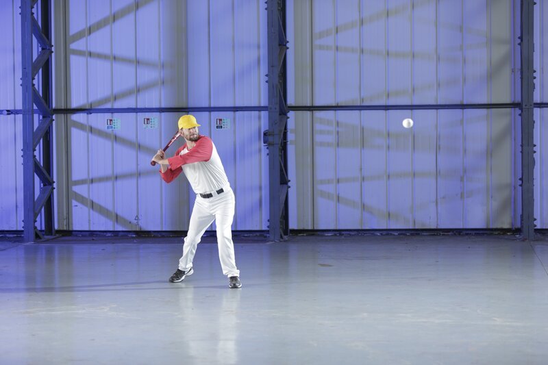 ESSEX, U.K. – The hitter is preparing himself to connect with the ball. – Bild: National Geographic