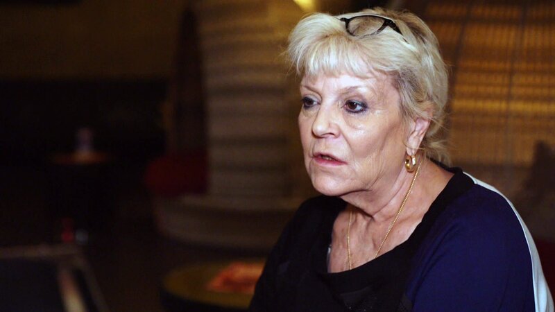 Auch im niederrheinischen FKK-Club „Van Goch“ ist immer Trubel. Besitzerin Ulla Oberender kümmert sich um die Frauen, die hier ihr Geld verdienen und um die Kunden, die hier Vergnügen suchen. – Bild: RTLZWEI