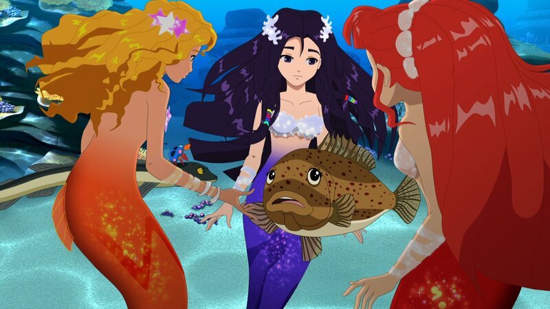 Die Fische bitten Emma, Cleo und Rikki (v.l.n.r.) um Hilfe. Es verschwinden immer mehr Clownfische. – Bild: ZDF/​Les Cartooneurs Associés