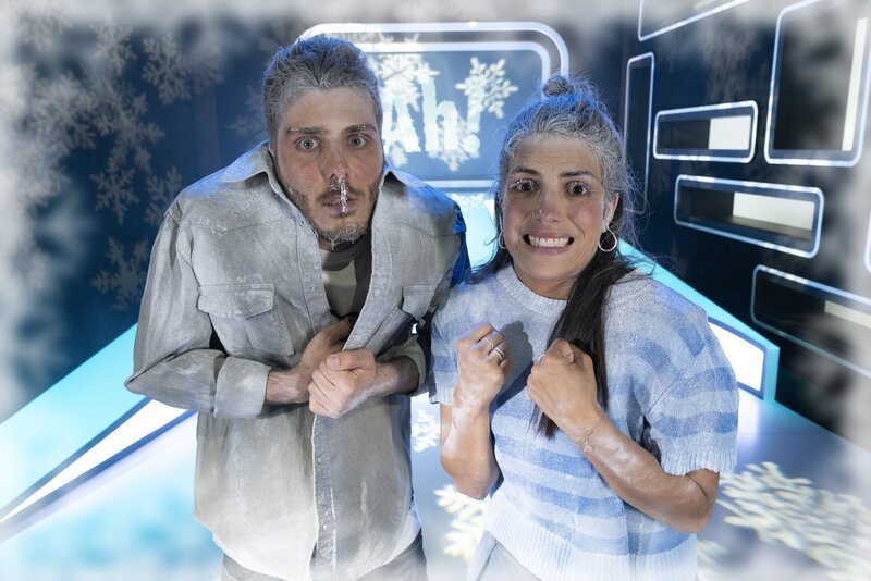 Clarissa und Tarkan beantworten fünf Fragen zum Klima. – Bild: WDR/​Thorsten Schneider