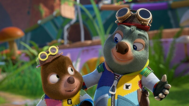 Moley freut sich darüber, dass der kleine Streusel ihn als großes Vorbild sieht. – Bild: ZDF und Two Daughters Entertainment Ltd
