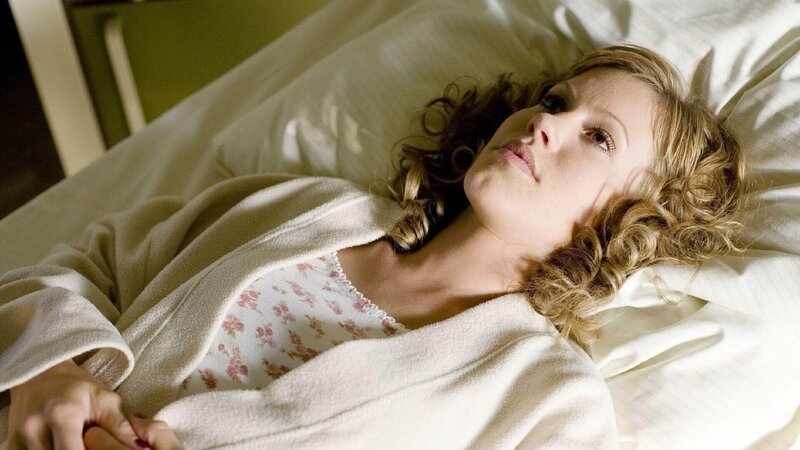 Alex (Wolke Hegenbarth) beschließt abzuhauen. – Bild: MG RTL D /​ Guido Engels