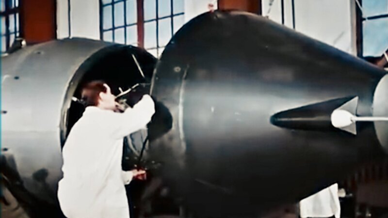 Die Konstruktion einer Atombombe – Bild: A+E NETWORKS