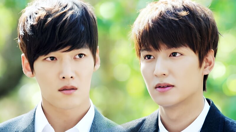 Kim Won (Choi Jin-hyuk, l.) und Kim Tan (Lee Min-ho, r.) – Bild: RTL /​ SBS
