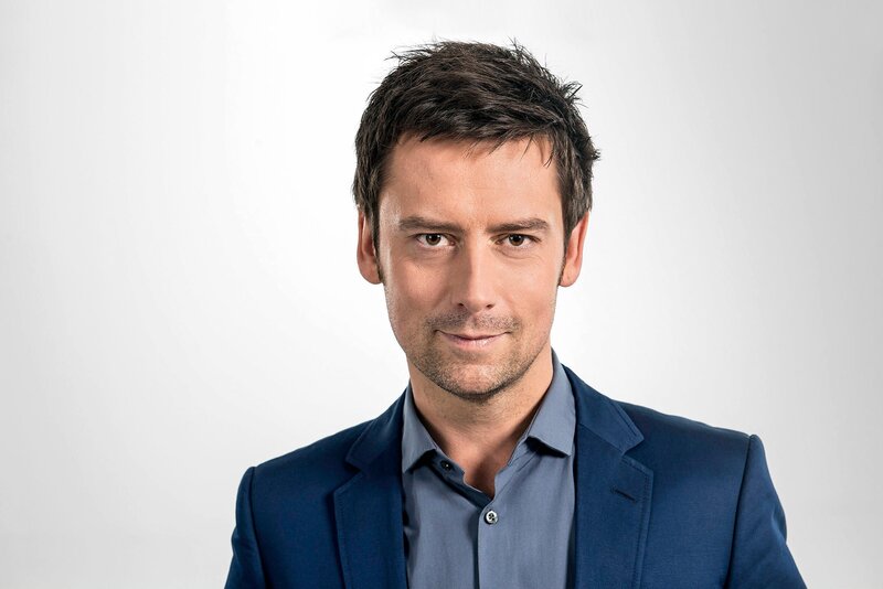 Moderator Sascha Hingst – Bild: rbb/​Oliver Kröning