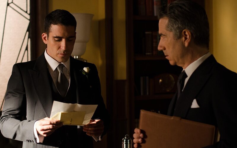Alberto Márquez (Miguel Ángel Silvestre, l.) – Bild: ProSiebenSat.1 Media SE