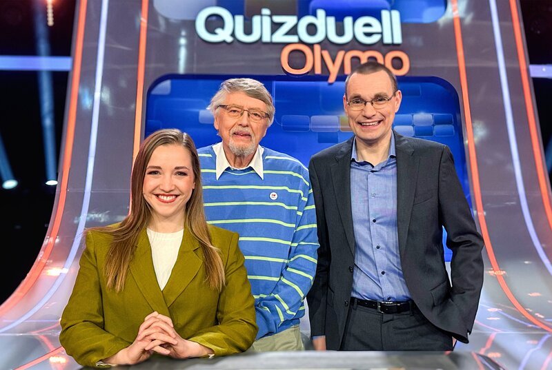 Quizduell-Olymp: Marie-Louise Finck, Prof. Eckhard Freise und Thorsten Zirkel. – Bild: ARD/​ITV Studios
