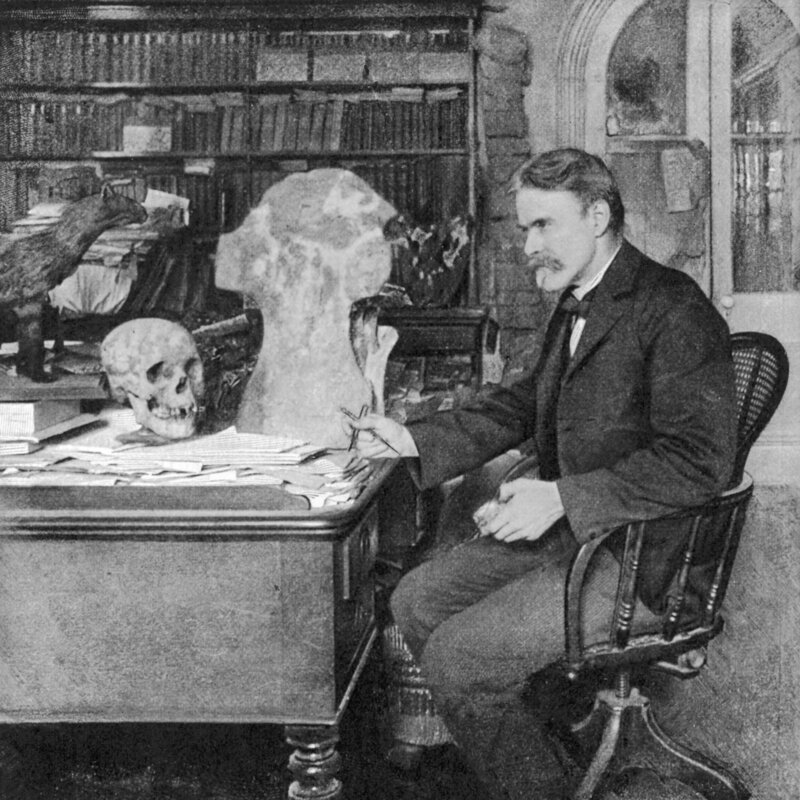 Edward Cope widmete sein Leben der Zoologie und spezialisierte sich auf das Studium fossiler Wirbeltiere. Nach seinem Tod stellte er seinen Körper der Forschung zur Verfügung. – Bild: Public domain Edward Cope widmete sein Leben der Zoologie und spezialisierte sich auf das Studium fossiler Wirbeltiere. Nach seinem Tod stellte er seinen Körper der Forschung zur Verfügung. – Bild: Public domain