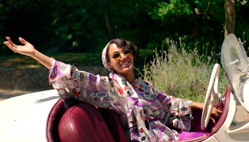 Claudine Pascal (Lily Frazer). – Bild: WDR/​Eagle Eye Drama