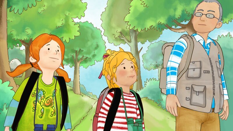 Conni und Anna freuen sich auf den Waldausflug mit Opa. – Bild: ZDF und Henning Windelband (Youngfilms GmbH)