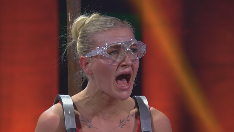 Edda schreit Micha an – Bild: RTL