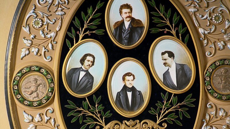Johann Strauss Vater mit seinen drei Söhnen Johann Josef und Eduard. – Bild: ORF/Raum Film Johann Strauss Vater mit seinen drei Söhnen Johann Josef und Eduard. – Bild: ORF/Raum Film