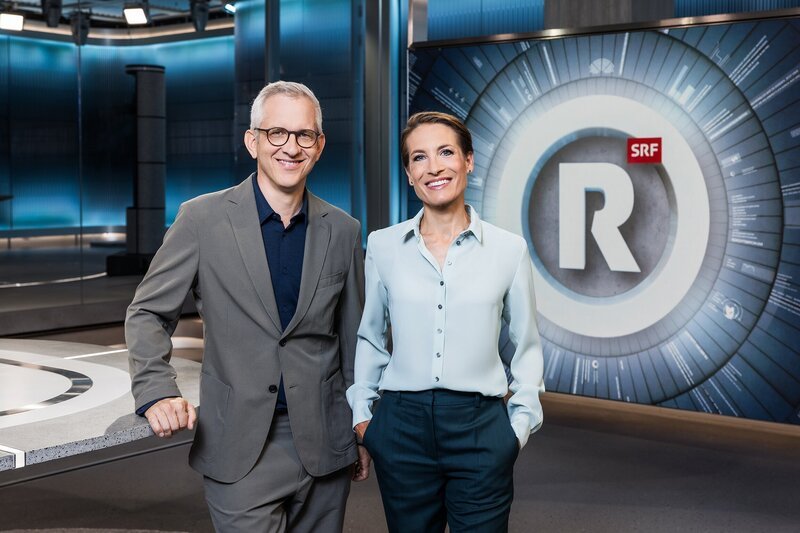 Gion-Duri Vincenz und Franziska Ramser – Moderatoren Rundschau – Bild: SRF/​Gian Vaitl