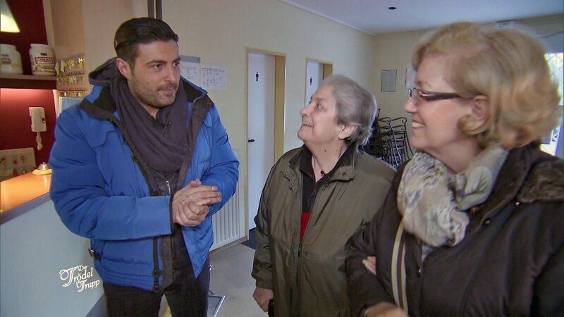 Trödeltrupp-Profi Sükrü,  Brunhilde,Mi., Waltraud,re. – Bild: RTL II