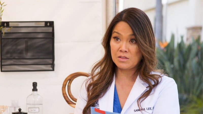 Dr. Pimple Popper: This is Zit S5 Ep008. Dr. Sandra Lee gets ready for Shad L. pilar cyst procedure on his head. – Bild: Warner Bros. Discovery, Inc. or its subsidiaries and affiliates