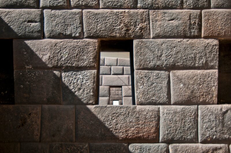 St Domingo convent church and Qorikancha inca, Cusco – Bild: History