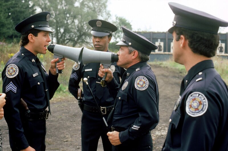 Police Academy IV ... und jetzt geht's rund – Bild: Turner /​ (c) Warner Bros. All Rights Reserved.