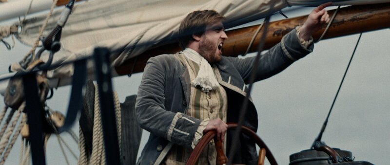 REENACTMENT – Kapitän William Kidd steuert sein Schiff und befiehlt seiner Mannschaft. – Bild: Dash Pictures