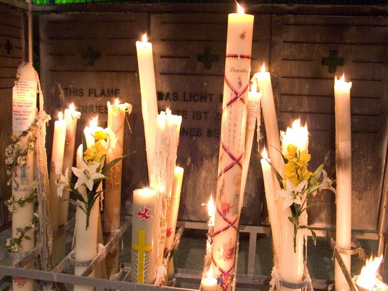 Prayer Candles, Lourdes – Bild: National Geographic Channel