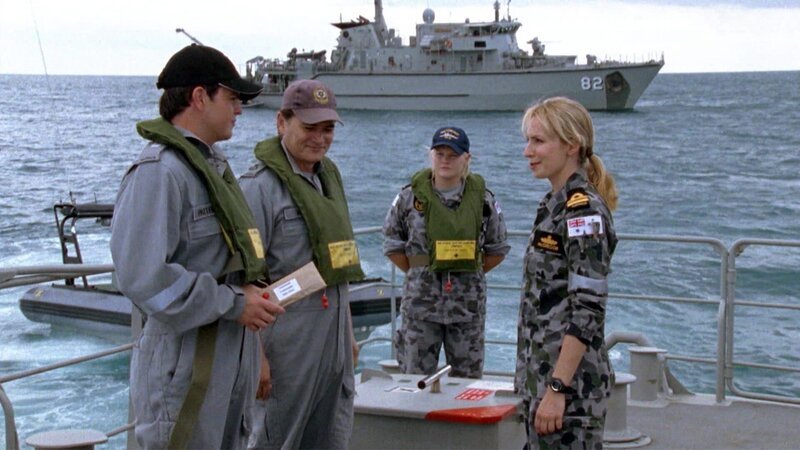 Lisa McCune als Lieutenant Kate McGregor (r.) – Bild: AXN Black