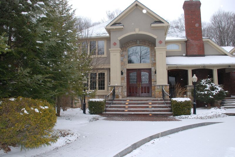 Familienheim – Bild: Oxygen Cable LLC