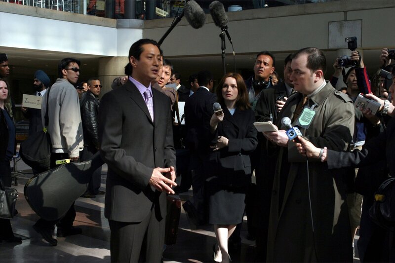 Law & Order „Gaijin“ (center) Will Yun Lee – Bild: Universal Network Television, LLC. /​ 13TH STREET /​ Jessica Burstein