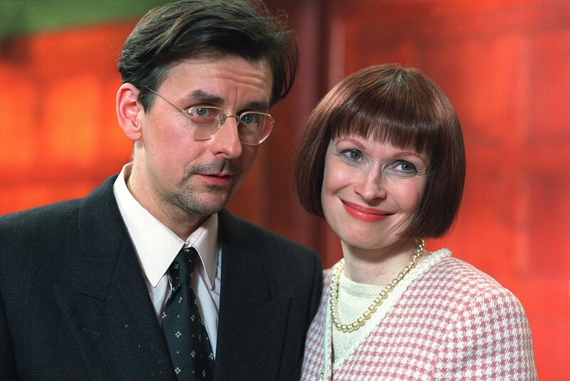 Isabella und Otto Jöbstl (v.li.: Johannes Silberschneider, Barbara DeKoy). – Bild: ORF