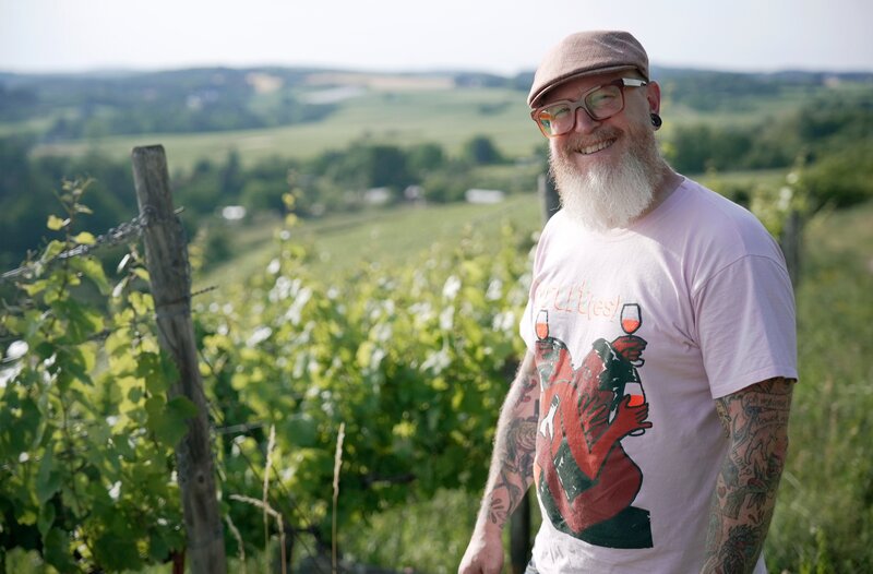 Der Winzer Florian Franke. – Bild: HR /​ HR/​Pressestelle