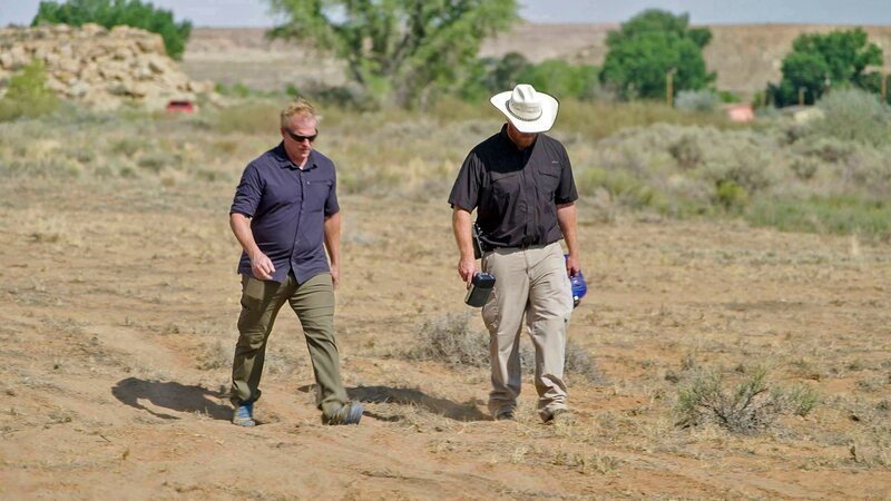 L-R: Travis Taylor und Kalen Bench – Bild: aeboxlinkA /​ THE HISTORY CHANNEL /​ Prometheus Entertainment