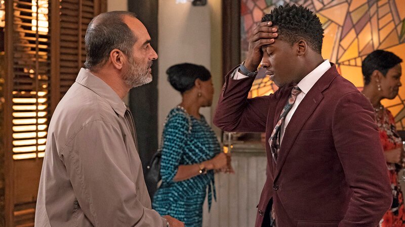 „A House Divided“ – Miles is sent a friend suggestion for a cab driver who is opposed to his daughter marrying outside their faith. Also, Miles enrolls in a marketing class to help him promote his podcast. Pictured L to R: Navid Negahban as Hasan, Brandon Micheal Hall as Miles Finer. – Bild: CBS Broadcasting, Inc. /​ Mary Kouw