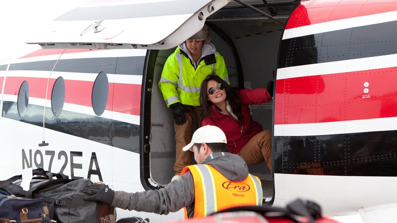 Ariel and Ayla Tweto loading the 1900. – Bild: Discovery Communications