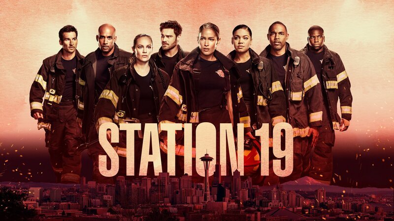 (v.li.): Jay Hayden (Travis Montgomery), Boris Kodjoe (Robert Sullivan), Danielle Savre (Maya Bishop), Grey Damon (Jack Gibson), Jaina Lee Ortiz (Andy Herrera), Barrett Doss (Victoria Hughes), Jason George (Ben Warren), Okieriete Onaodowan (Dean Miller). – Bild: ORF /​ Disney /​ ABC