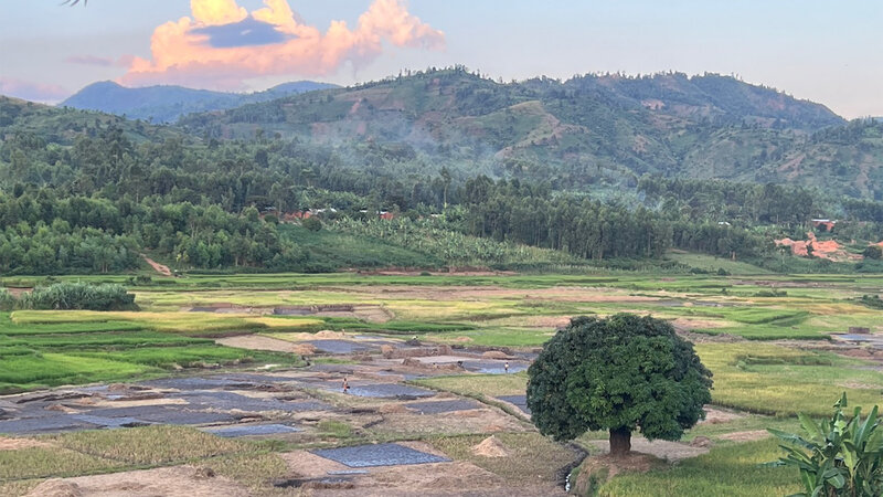 Burundi - ein Land im Umbruch – Bild: Bergblick