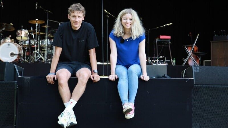 Tim Bendzko und Michelle Brückner – Bild: Radio Bremen/​Helena Brinkmann