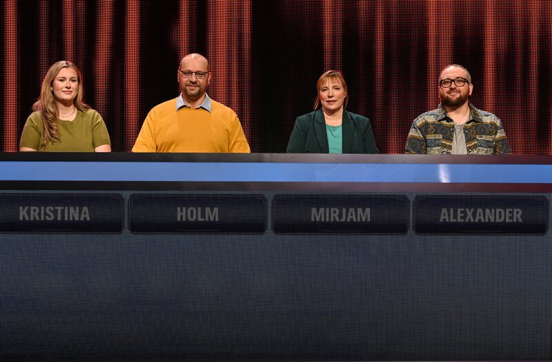 Die Kandidaten (v.l.n.r.): Kristina Nenno, Holm Krieger, Mirjam Theinert und Alexander Potetyurin. – Bild: ARD/​Uwe Ernst