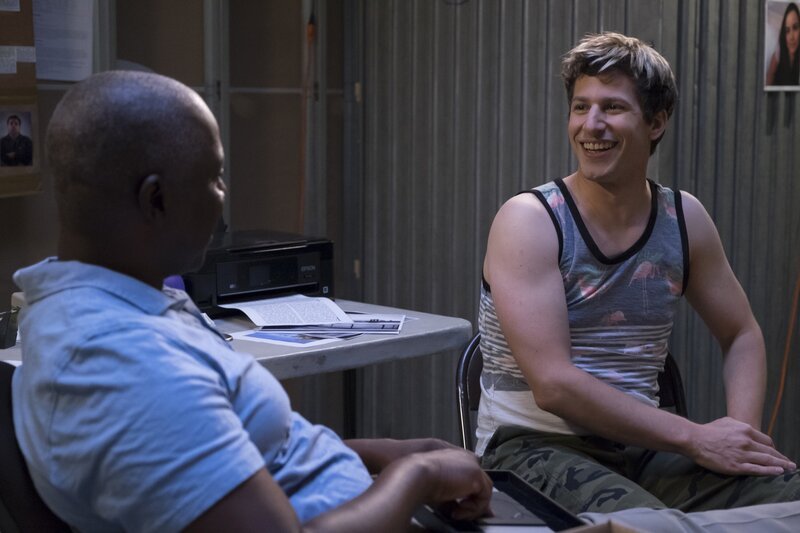 Jake Peralta (Andy Samberg, r.); Ray Holt (André Braugher, l.) – Bild: NBCUniversal Media, LLC /​ John P. Fleenor
